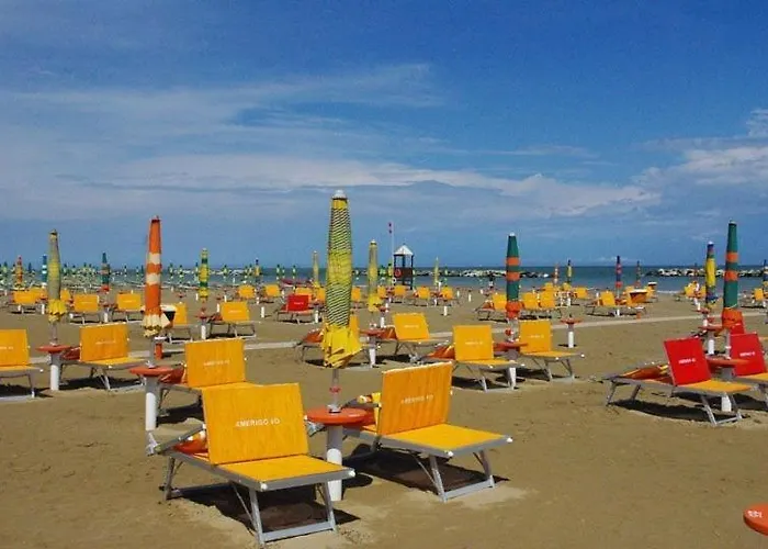假日海滩酒店 酒店 Viserbella di Rimini