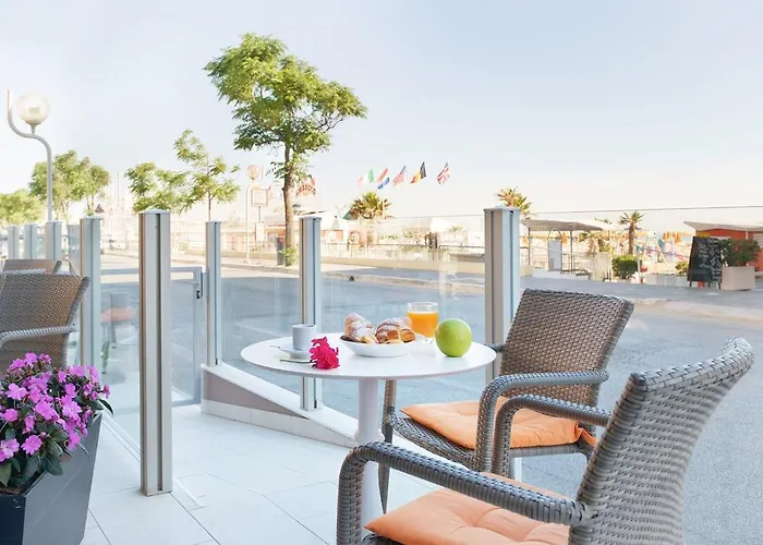 假日海滩酒店 2* Viserbella di Rimini