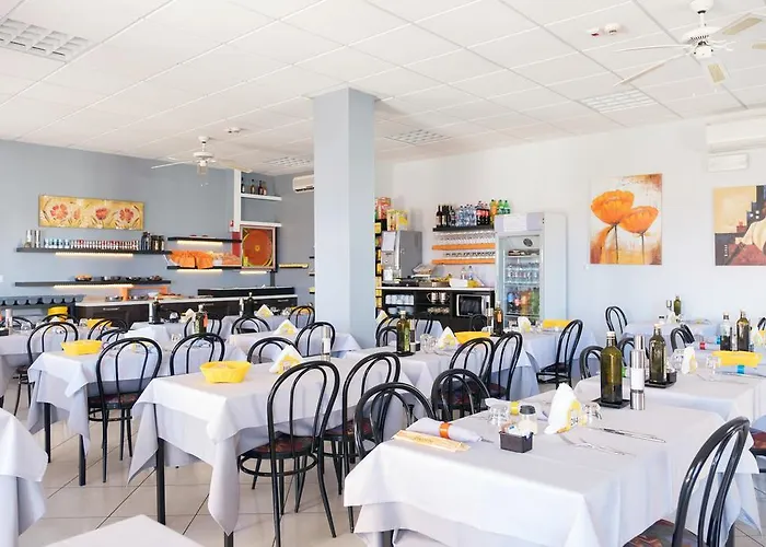 酒店 假日海滩酒店 Viserbella di Rimini