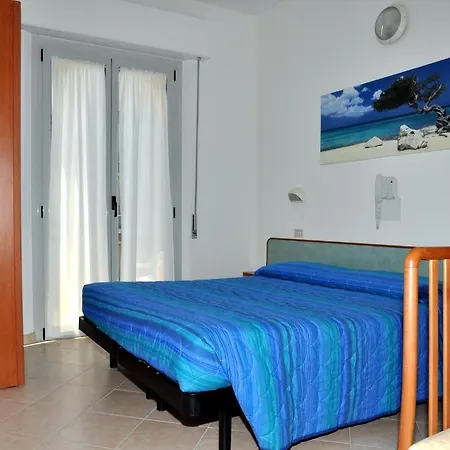 Hotel Holiday Beach Viserbella di Rimini