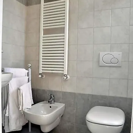 Holiday Beach Hotel 2*