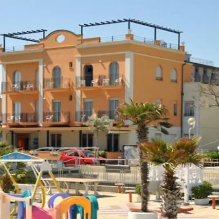 Holiday Beach Viserbella di Rimini