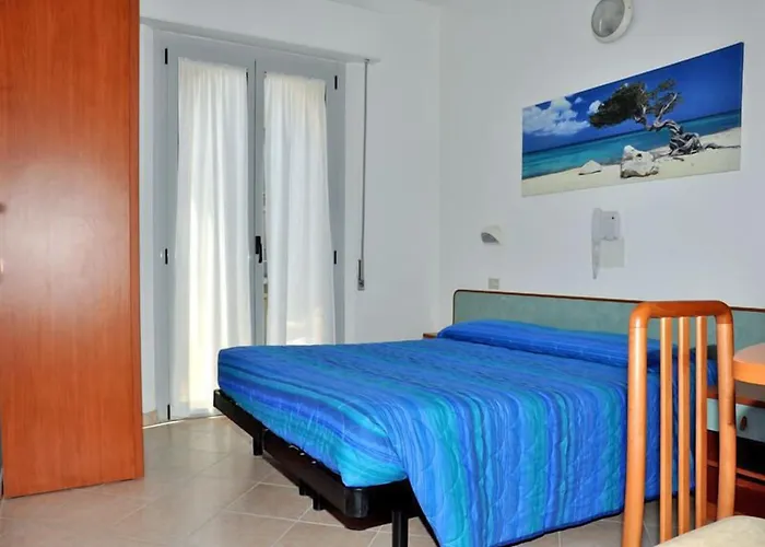 酒店 假日海滩酒店 Viserbella di Rimini