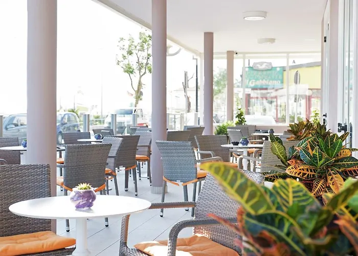 假日海滩酒店 Viserbella di Rimini